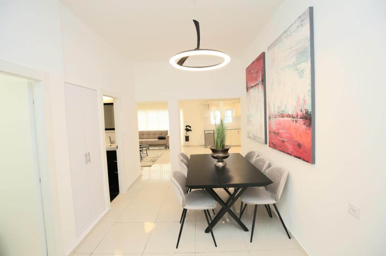 City Center Luxury Apartment In Netanya Eksteriør bilde