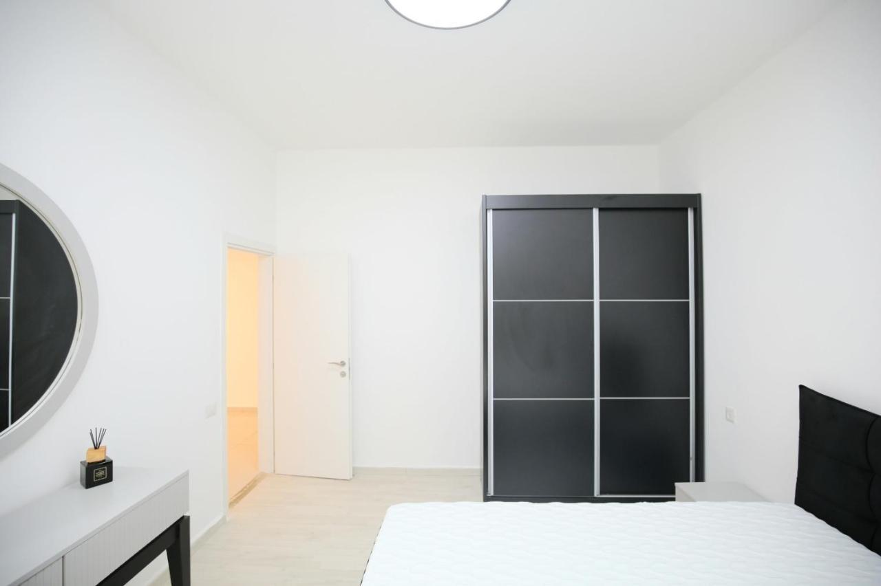 City Center Luxury Apartment In Netanya Eksteriør bilde